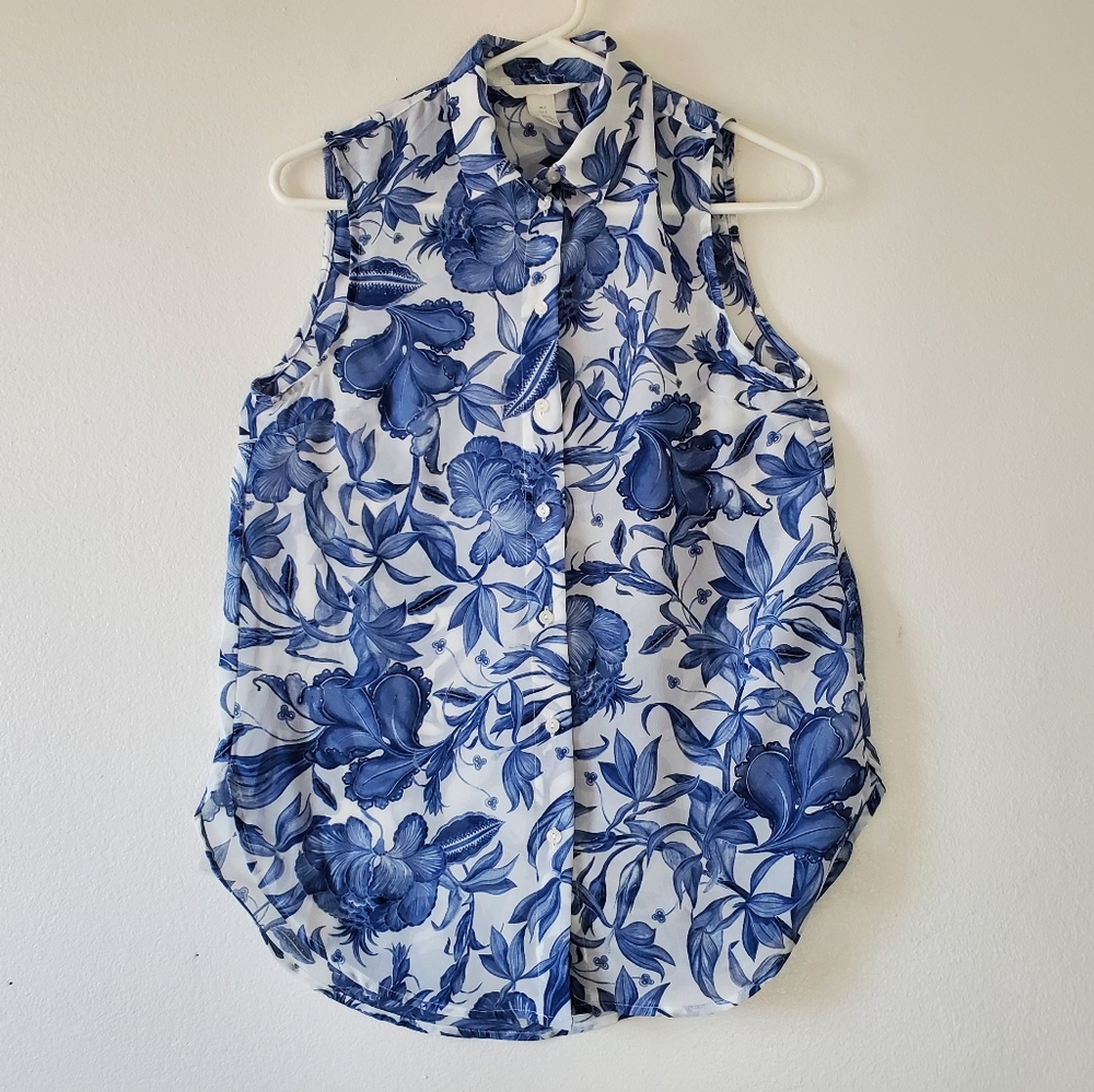 Blue, collared, H&M floral blouse